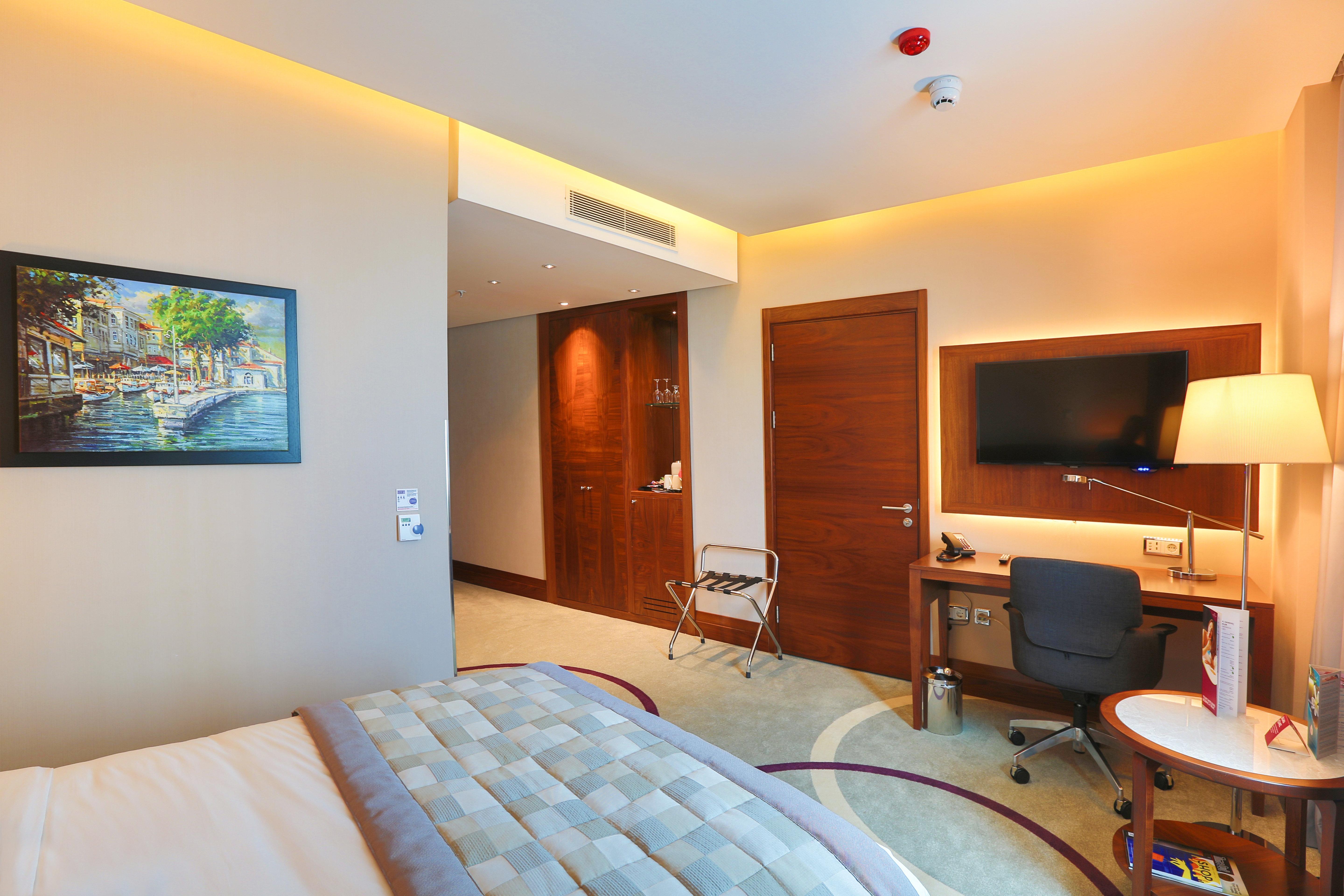 Crowne Plaza Istanbul Oryapark By Ihg Hotel Buitenkant foto