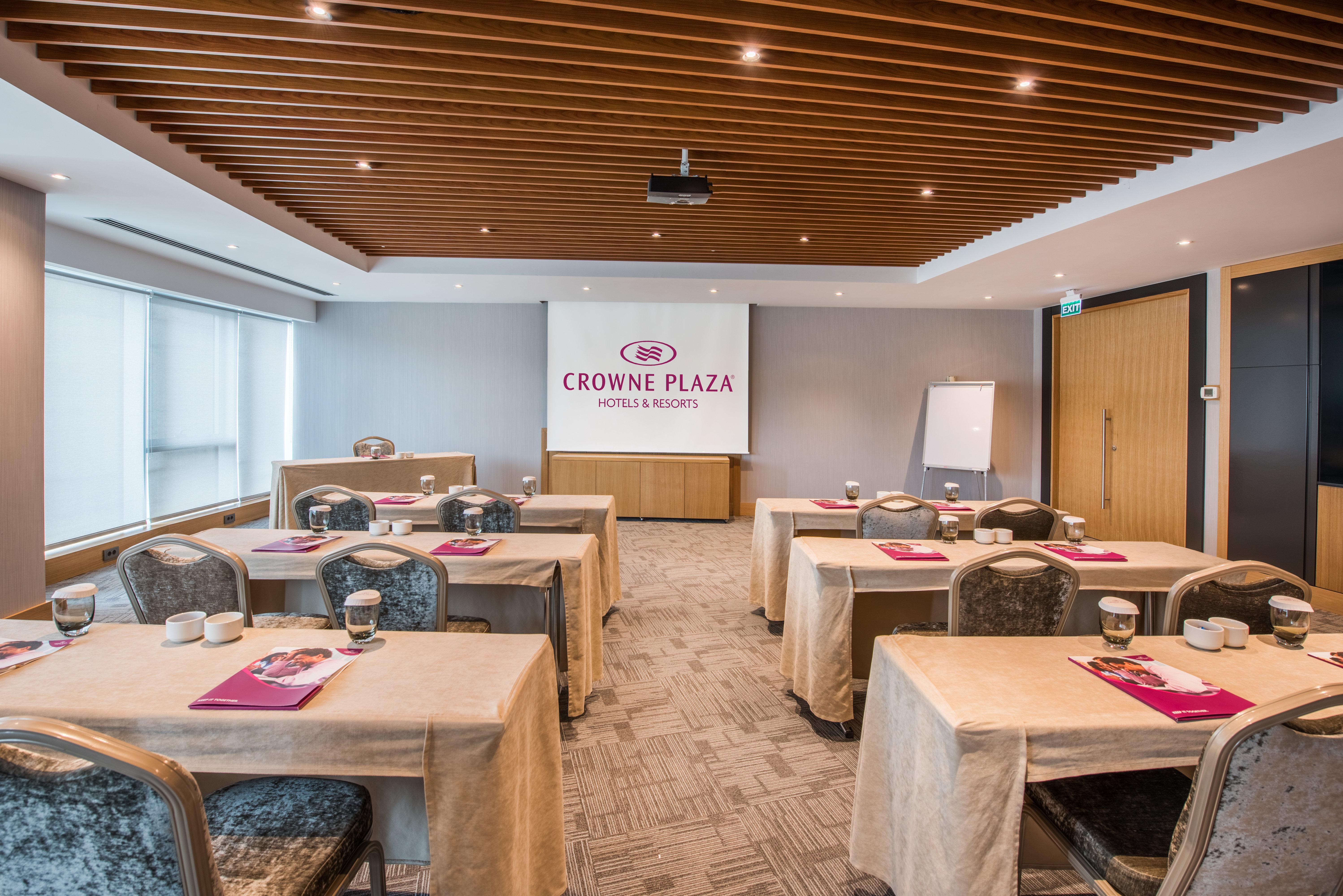Crowne Plaza Istanbul Oryapark By Ihg Hotel Buitenkant foto